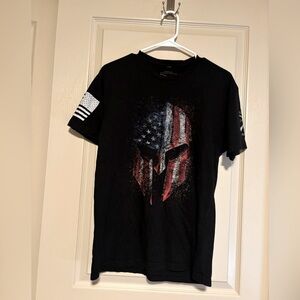 Grunt Style Black T-Shirt with Spartan Helmet Design Men’s Size Large